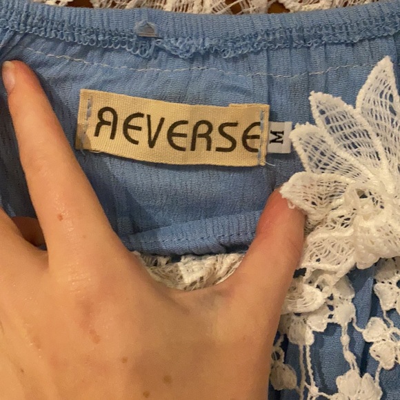 Detailed off the shoulder dress - Picture 2 of 2